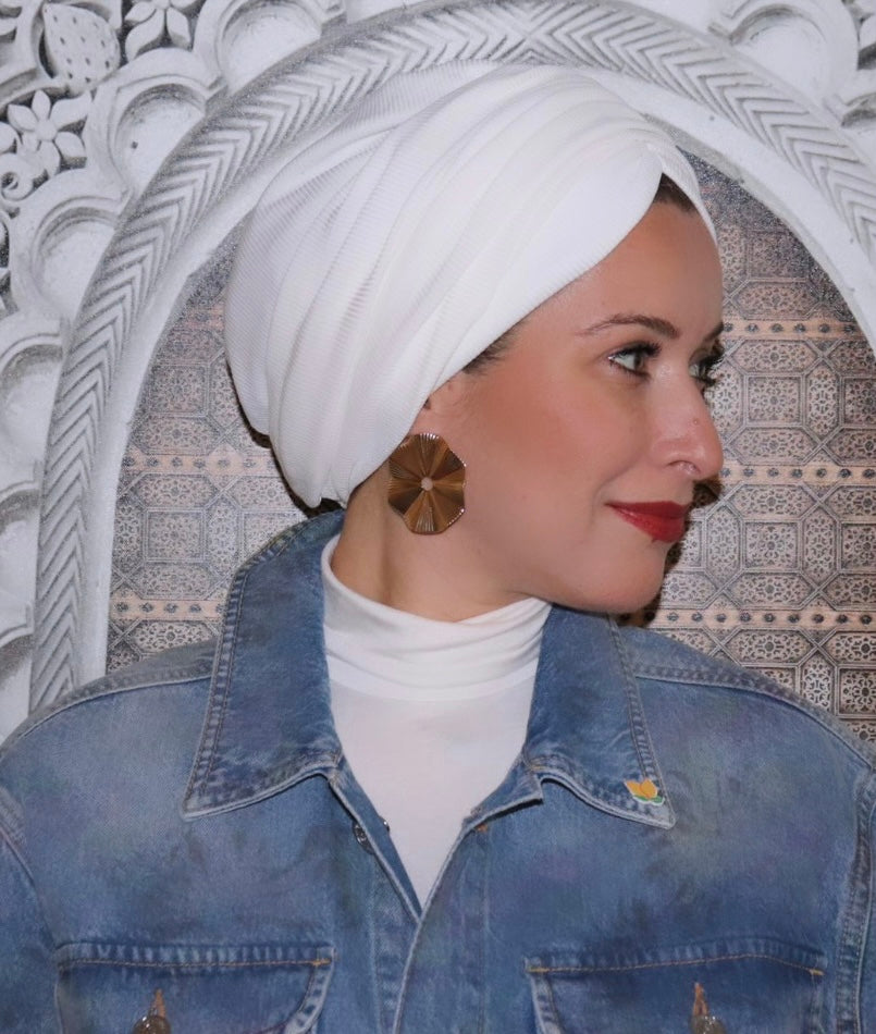 Off White turban