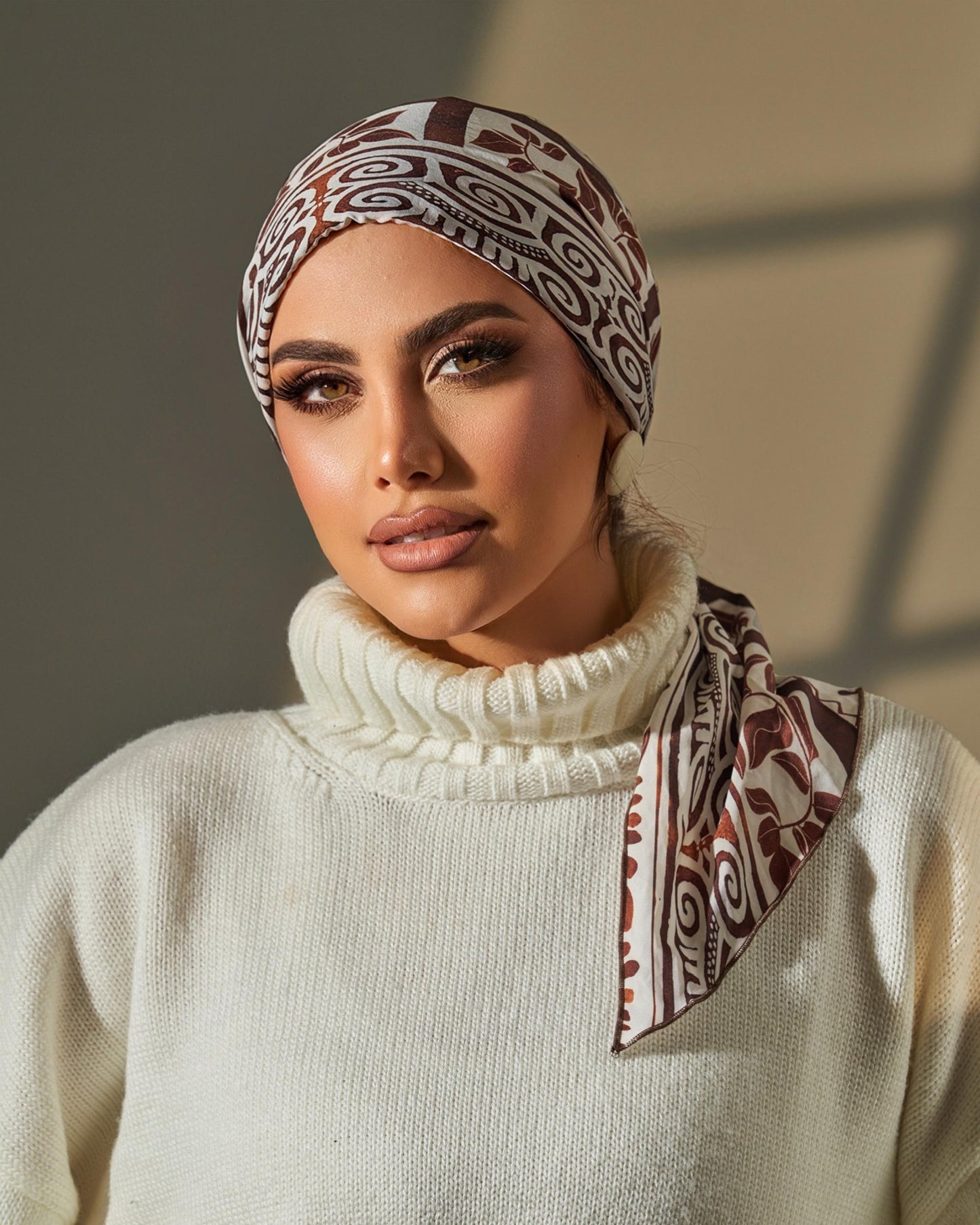 Turban with tie - Brown Off White