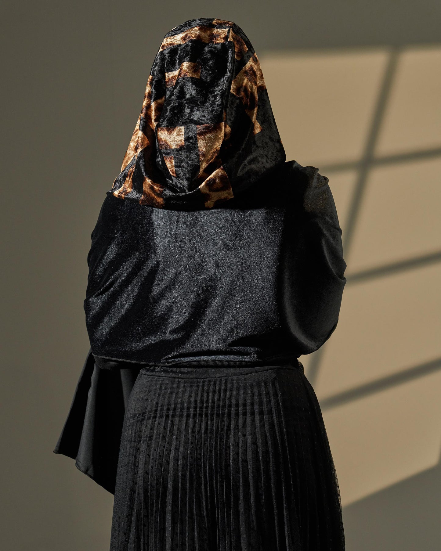 Shawl - Black and Brown