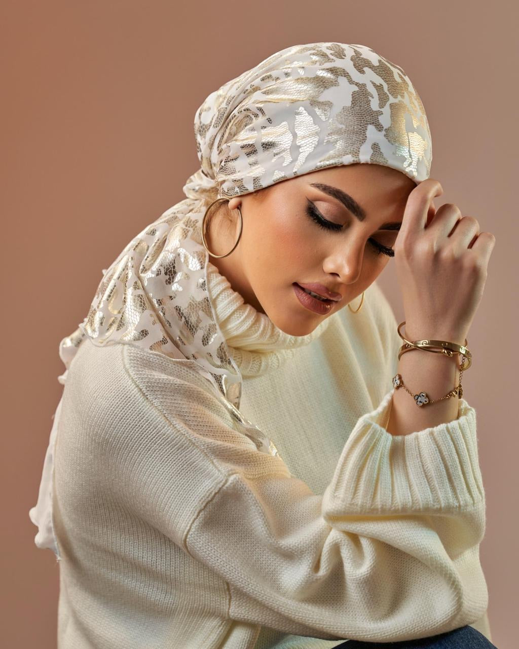 Turban with tie - White & Gold