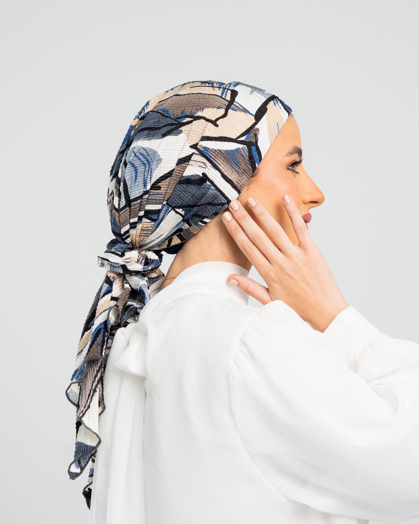 Turban with Tie Blue Beige Off white