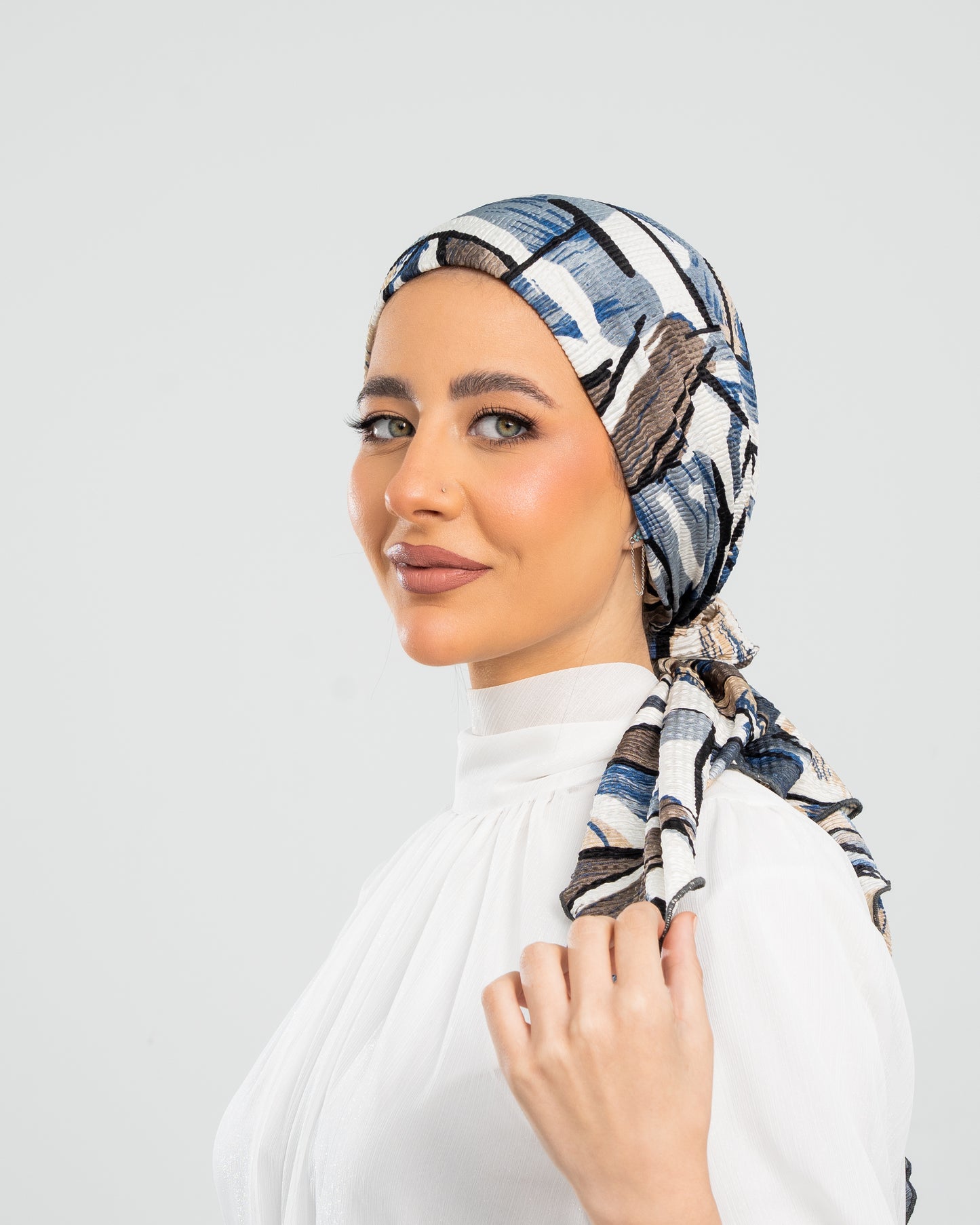 Turban with Tie Blue Beige Off white