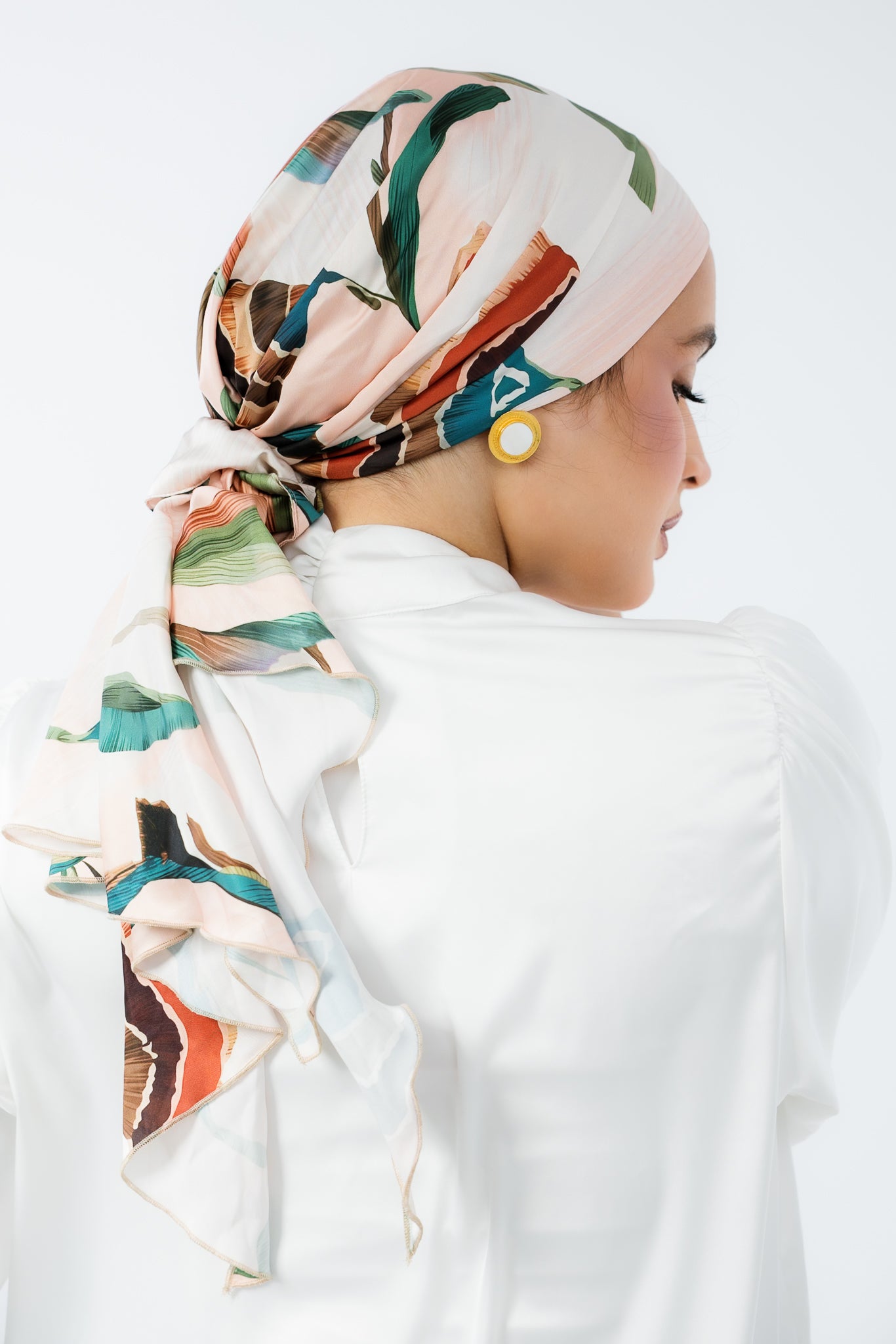 Turban with Tie Green Brown Orange Off white