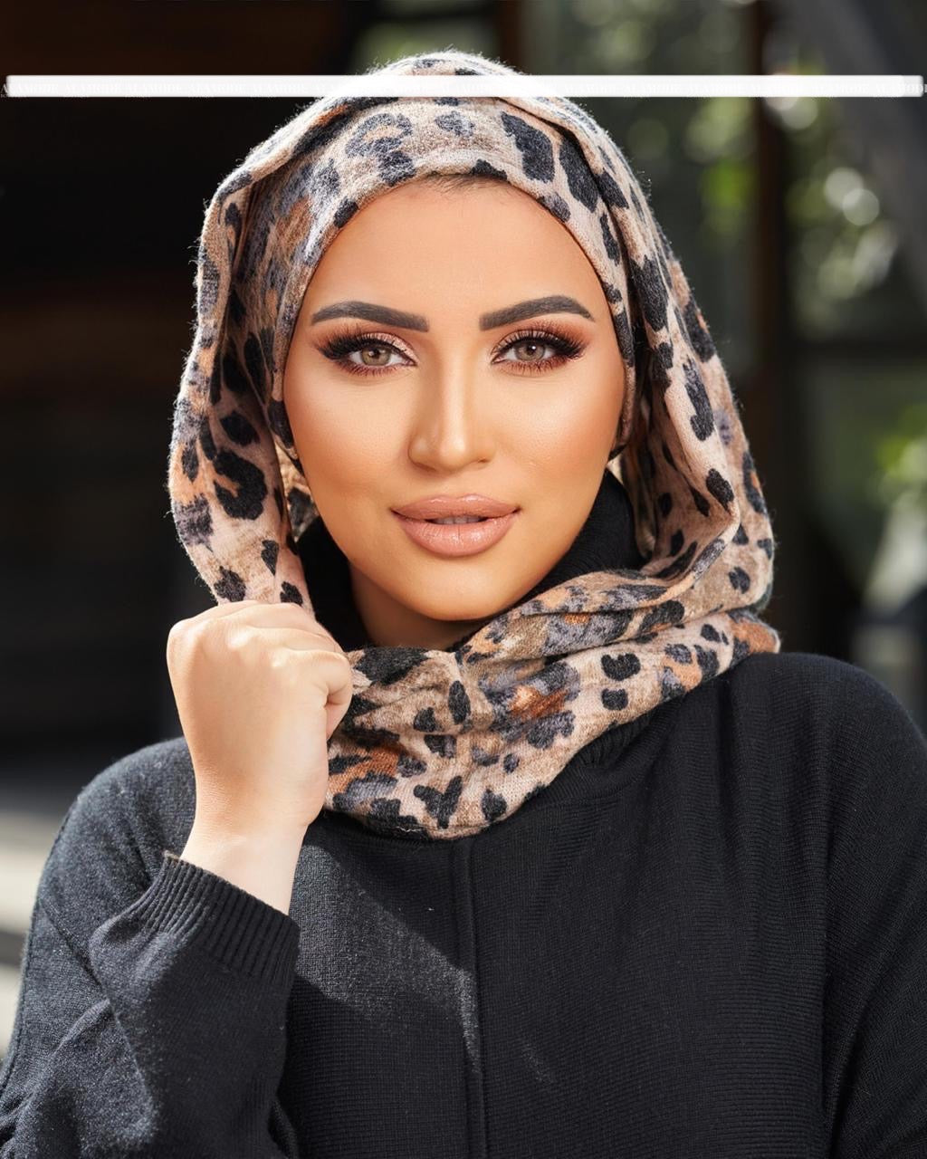 Wool - Two Pieces Tiger Print Hijab