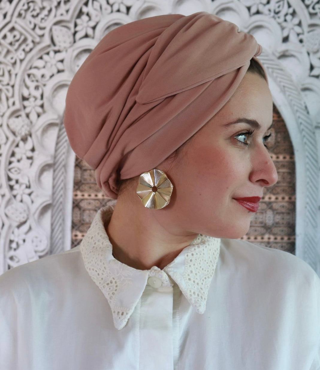 Nude ring turban