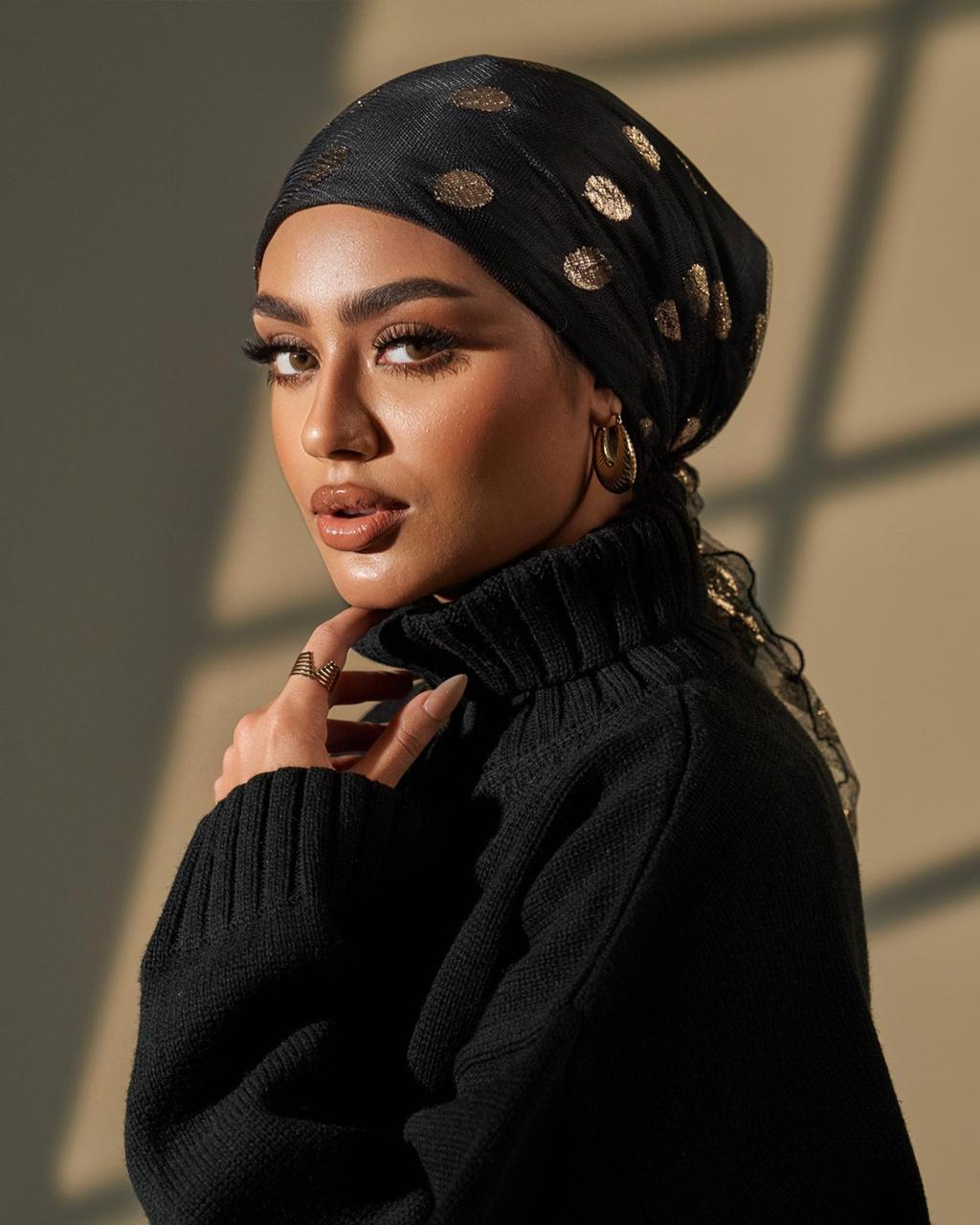 Turban with tie- Black and Gold