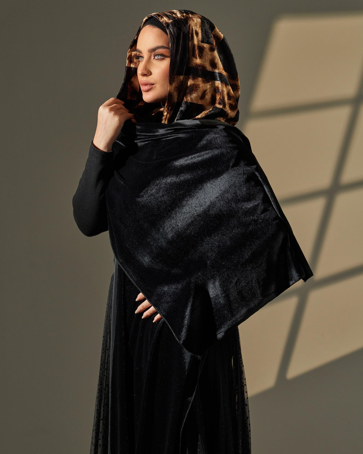 Shawl - Black and Brown